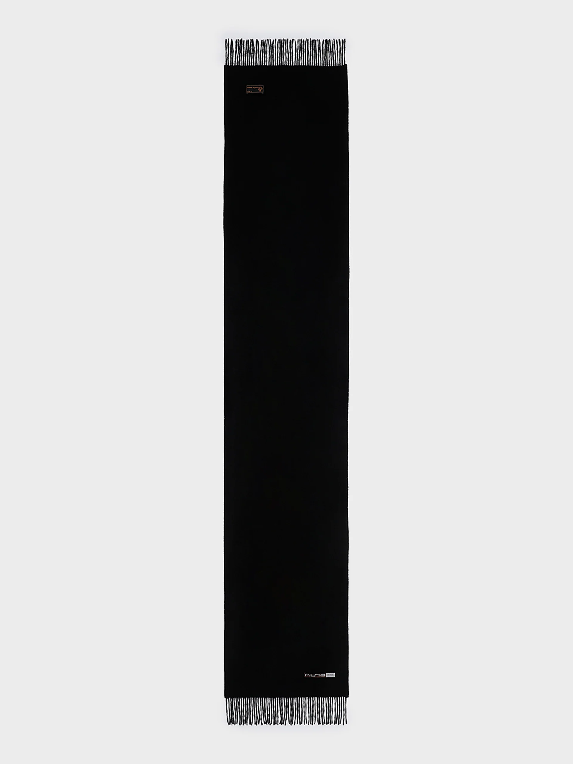 Basel Scarf Vicuña Color Black - Image 6