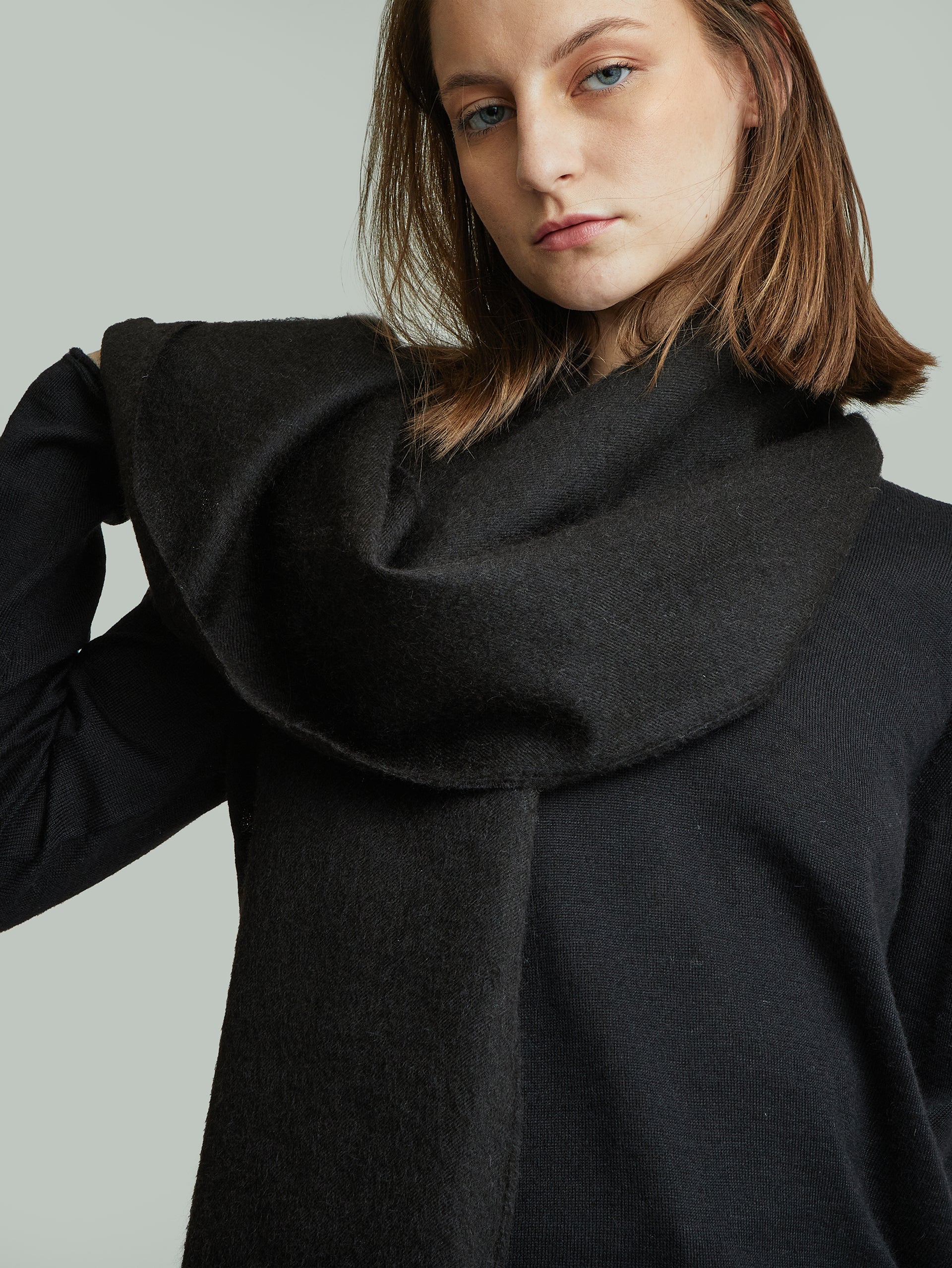 Before Scarf Baby Alpaca Black Color Black - Image 3