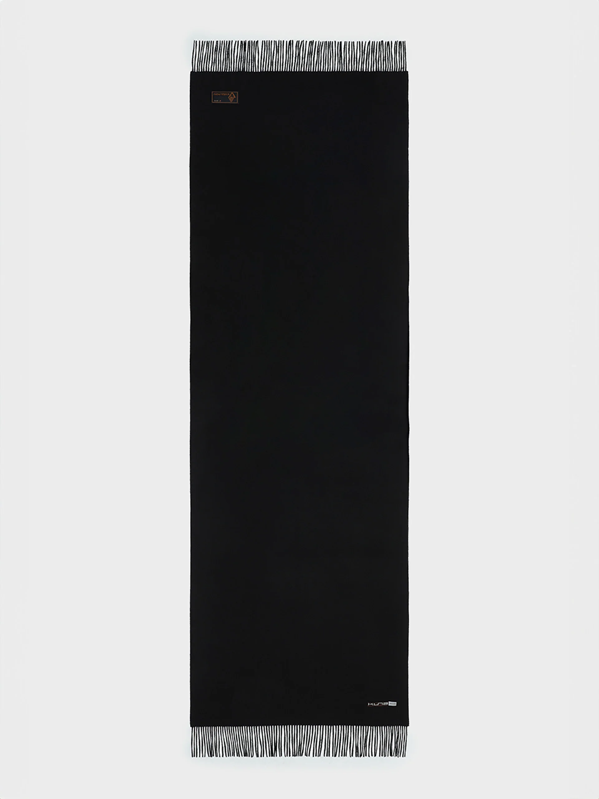 Berna Scarf Vicuña Color Black - Image 4