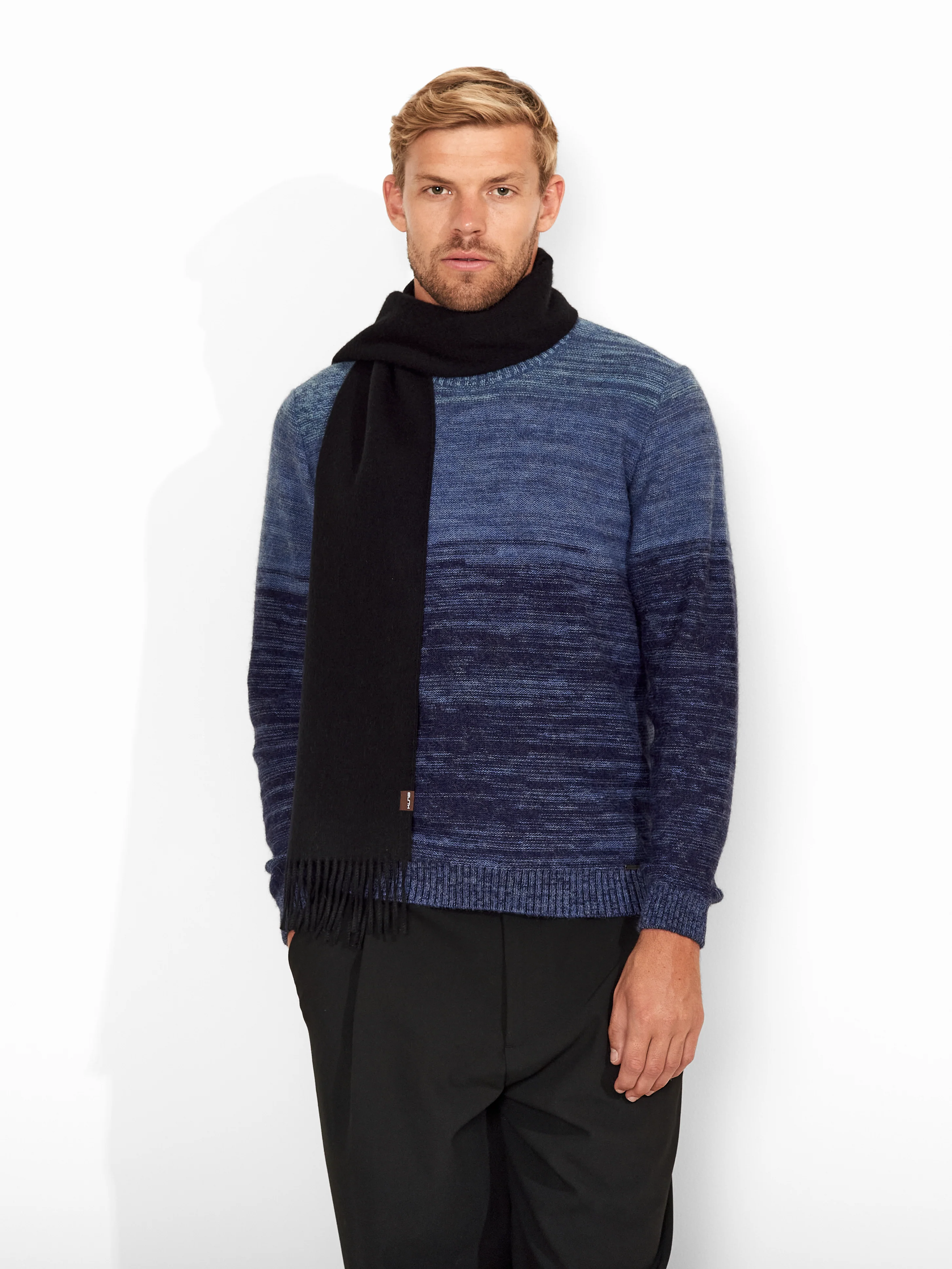 Jamas Scarf Royal Alpaca Color Black - Image 4