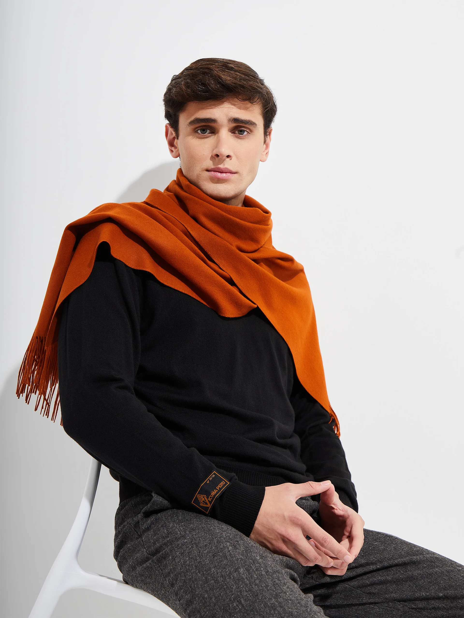 Bellinzona Shawl Vicuña Color Naranja - Image 4