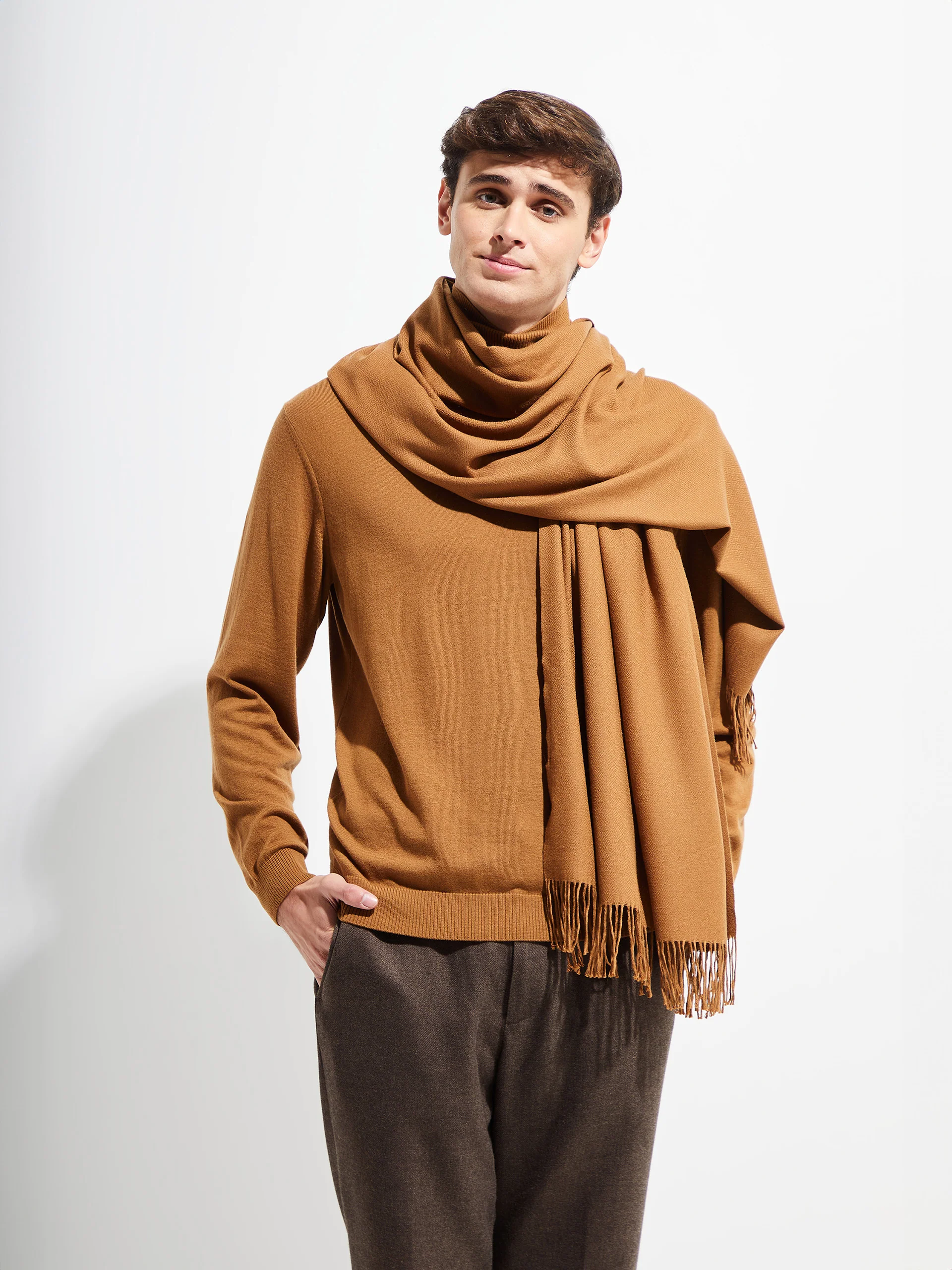 Bellinzona Shawl Vicuña Color Camel - Image 4