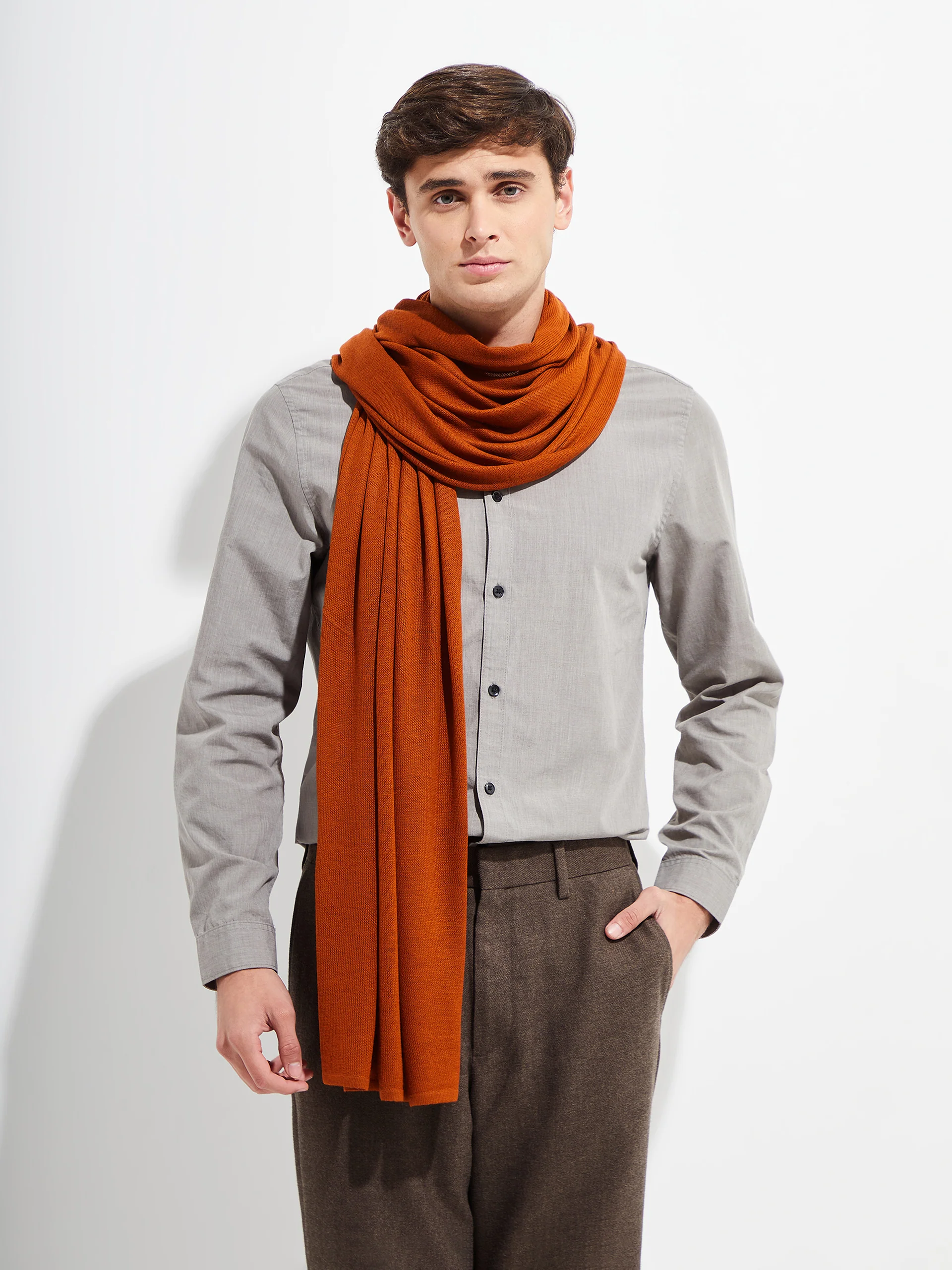 Bouveret Shawl Vicuña Color Naranja - Image 4