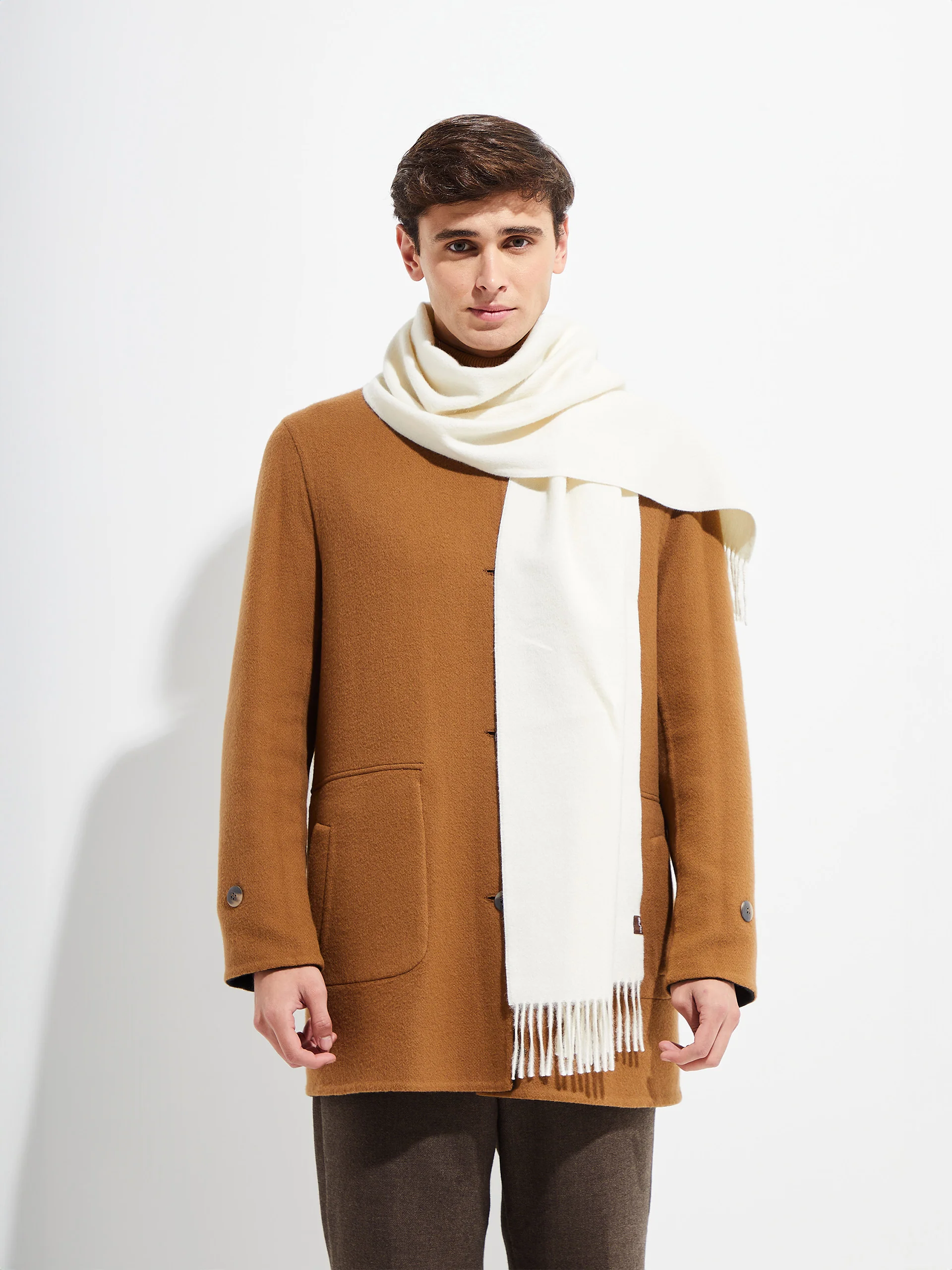 Jamas Scarf Royal Alpaca Color Ecru - Image 4