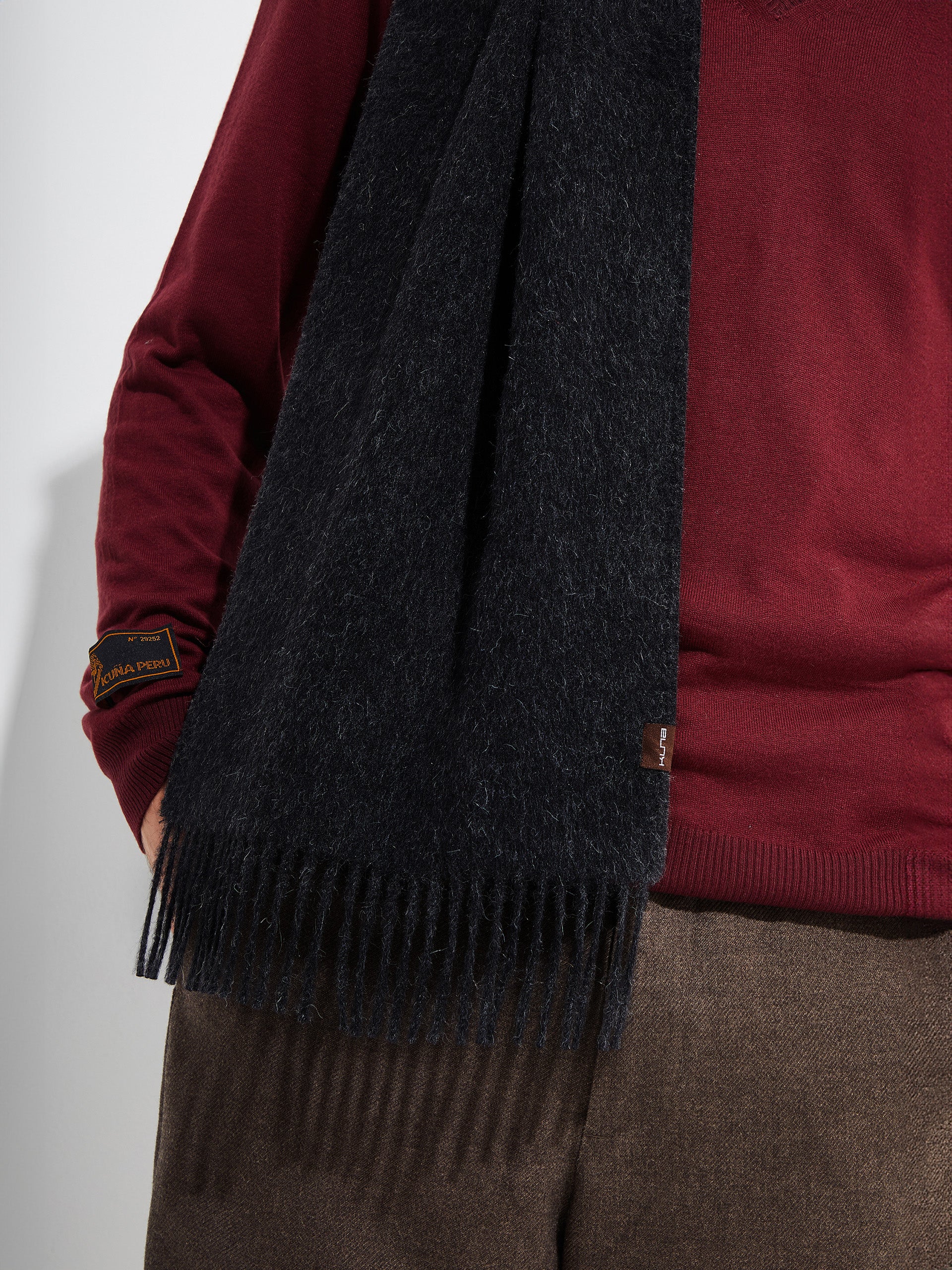 Jamas Scarf Royal Alpaca Color Grey - Image 5