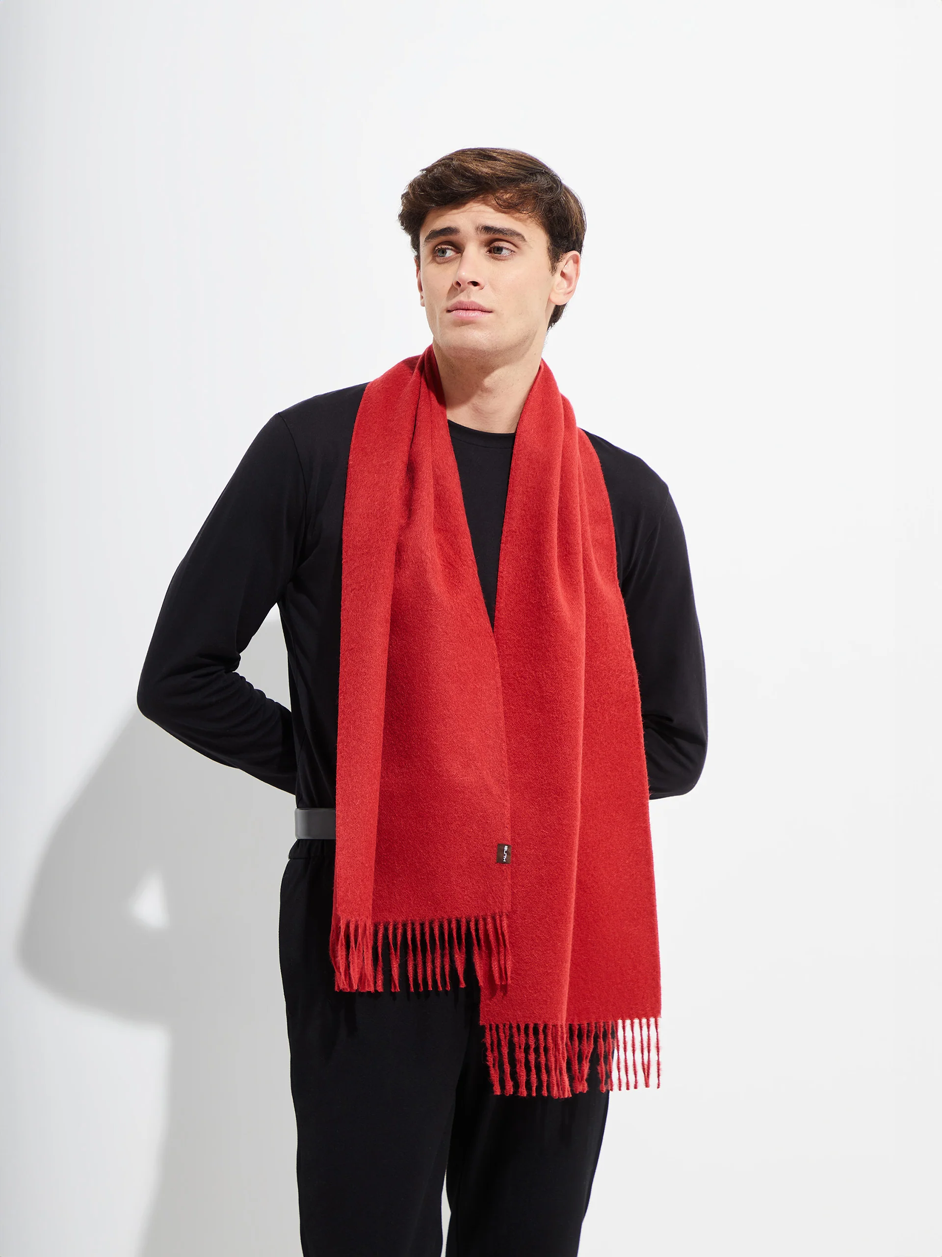 Jamas Scarf Royal Alpaca Color Red - Image 4