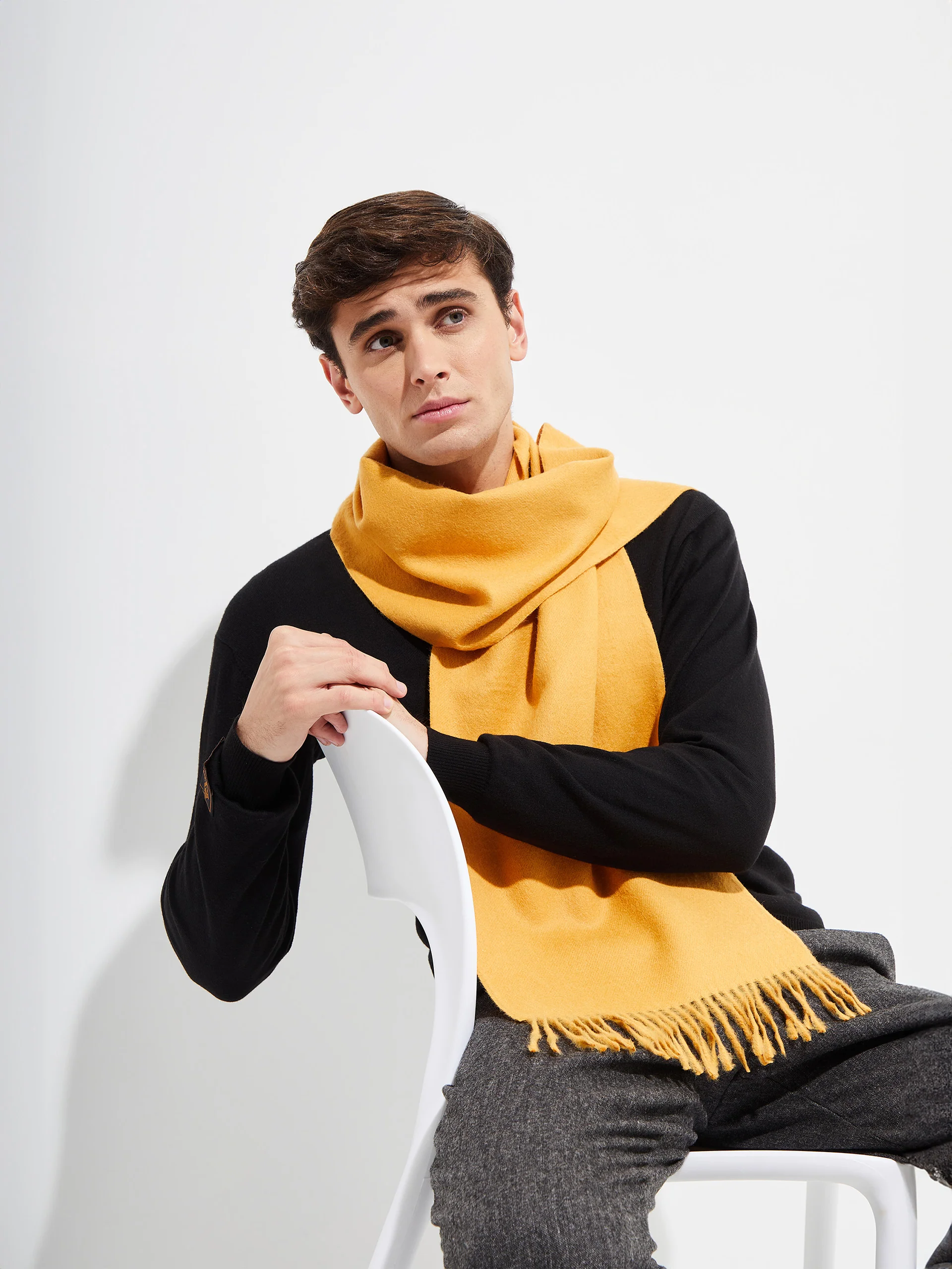 Jamas Scarf Royal Alpaca Color Yellow - Image 4