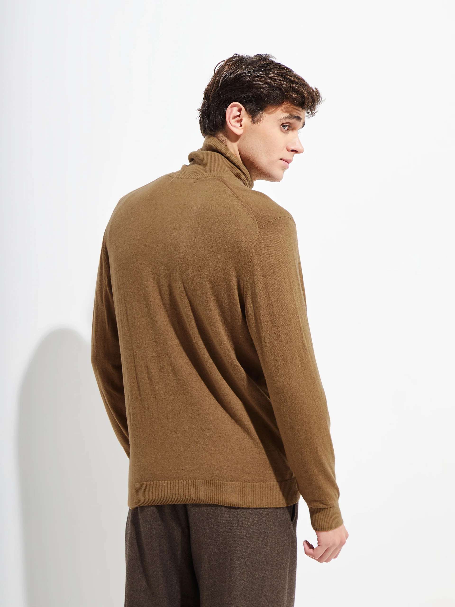 Brian Sweater Vicuña Color Camel - Image 3