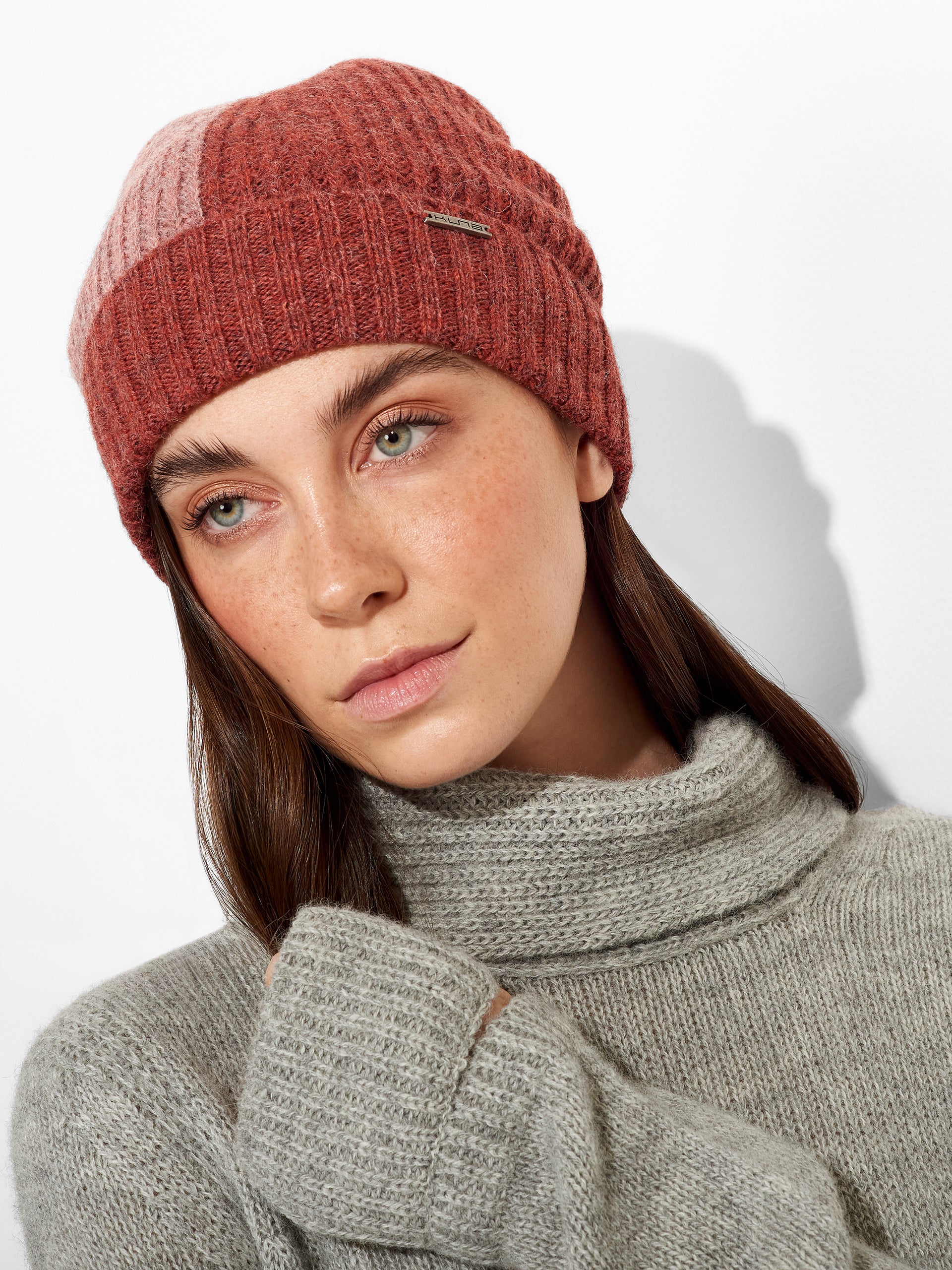 Zut Hat Baby Alpaca Color Red - Image 3